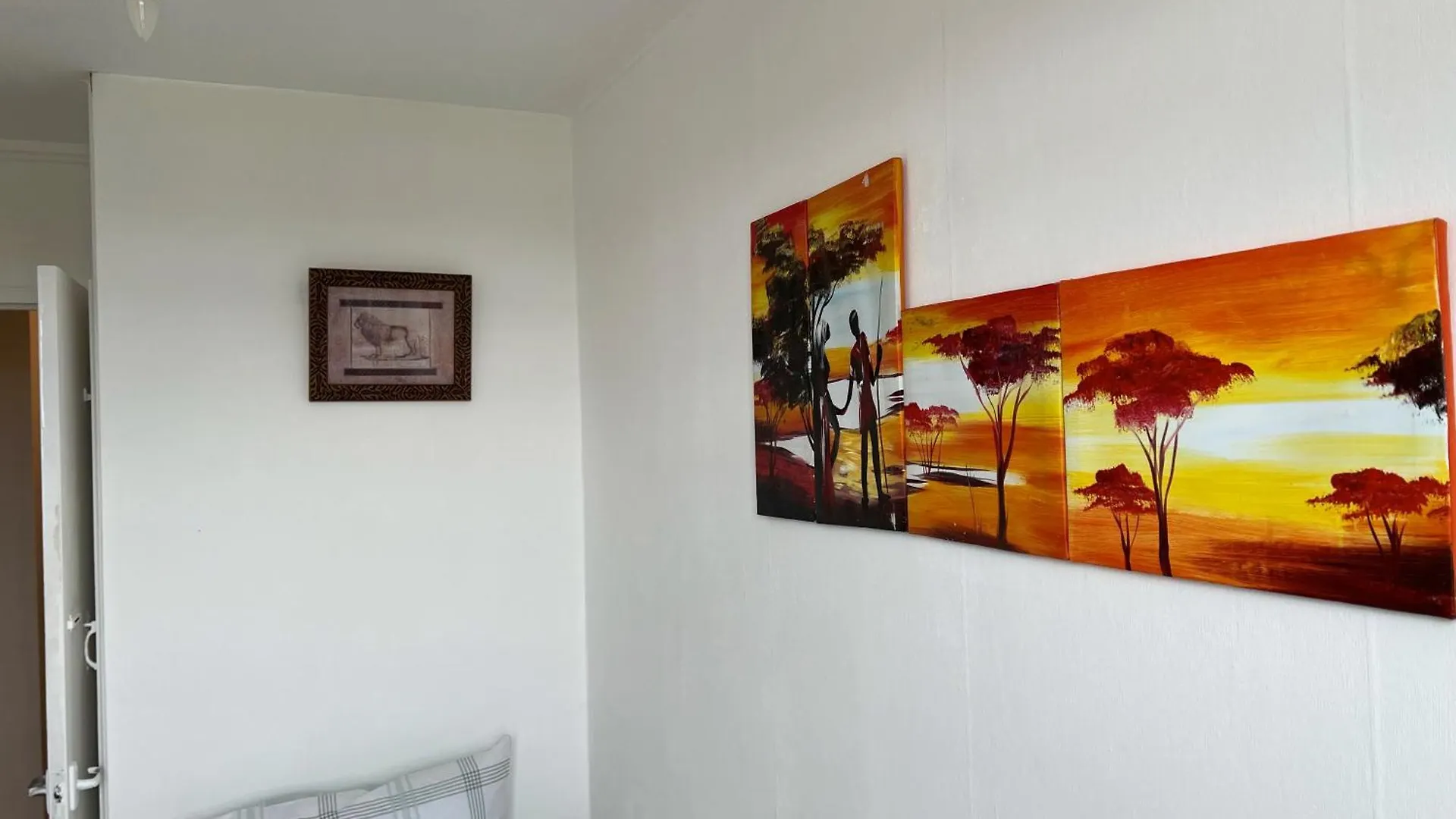 Cosy 2 Bedroom Flat With Balcony Abbey Wood Apartment