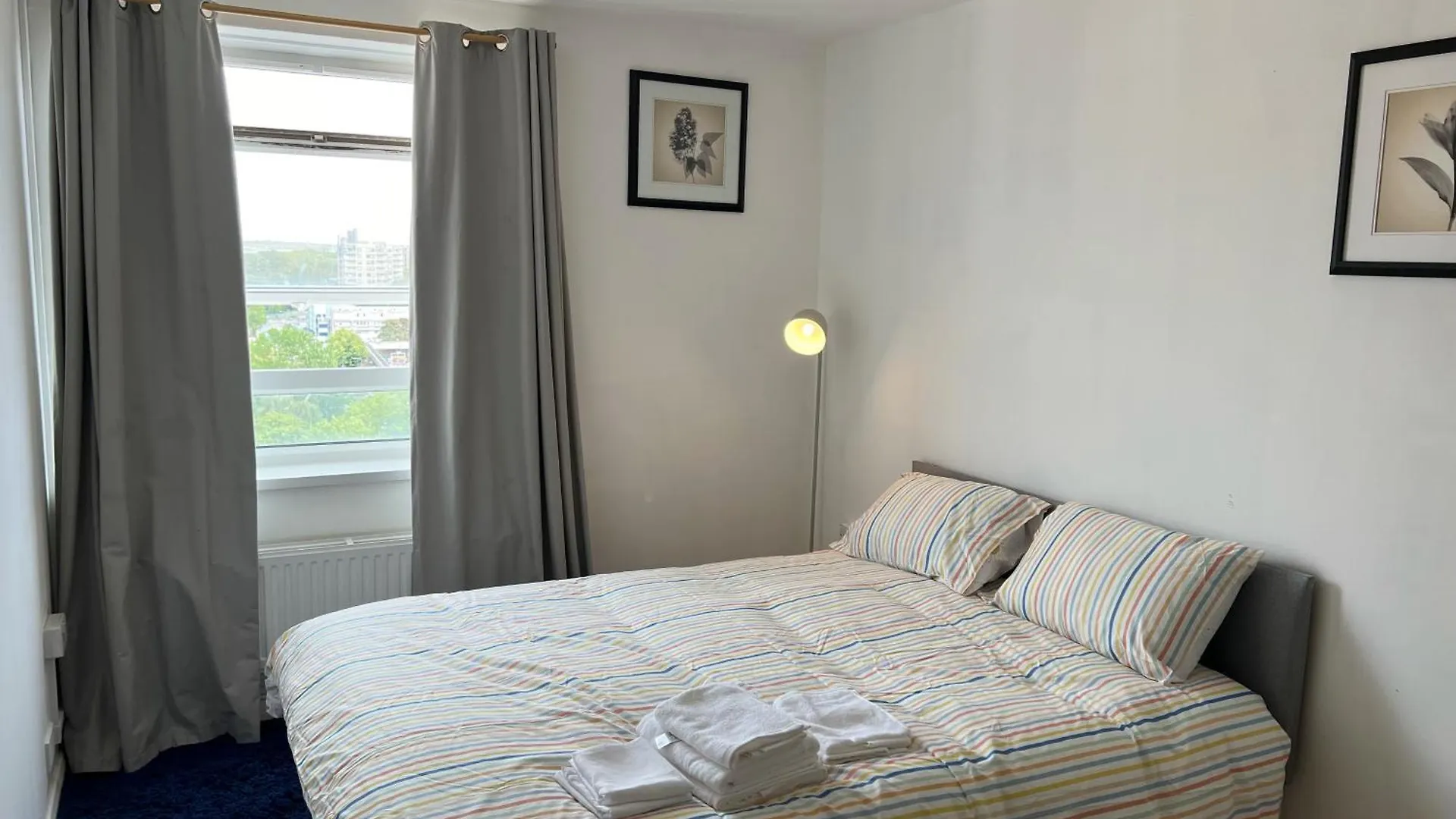 Cosy 2 Bedroom Flat With Balcony Abbey Wood Großbritannien
