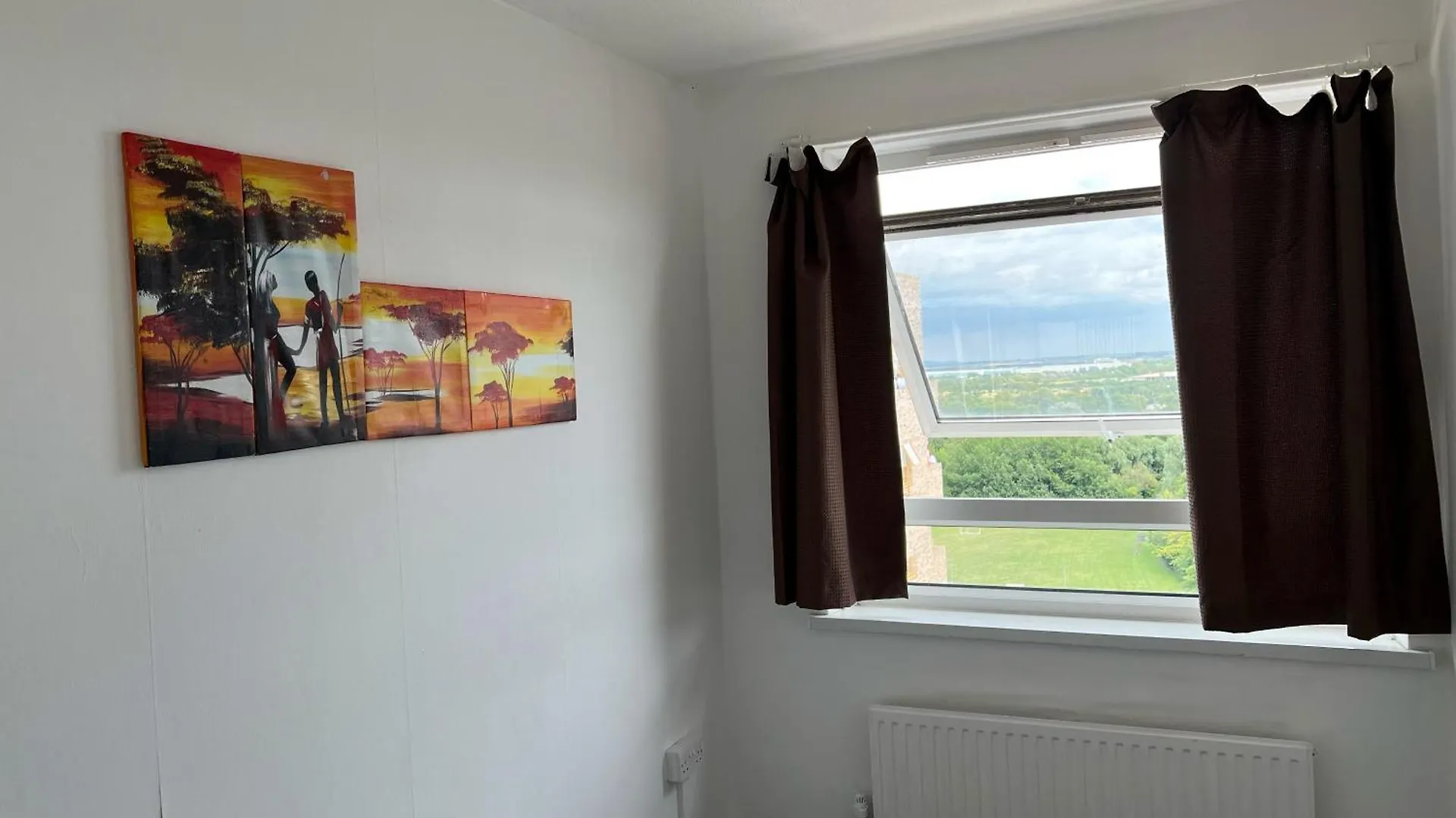 Cosy 2 Bedroom Flat With Balcony Abbey Wood 0*,