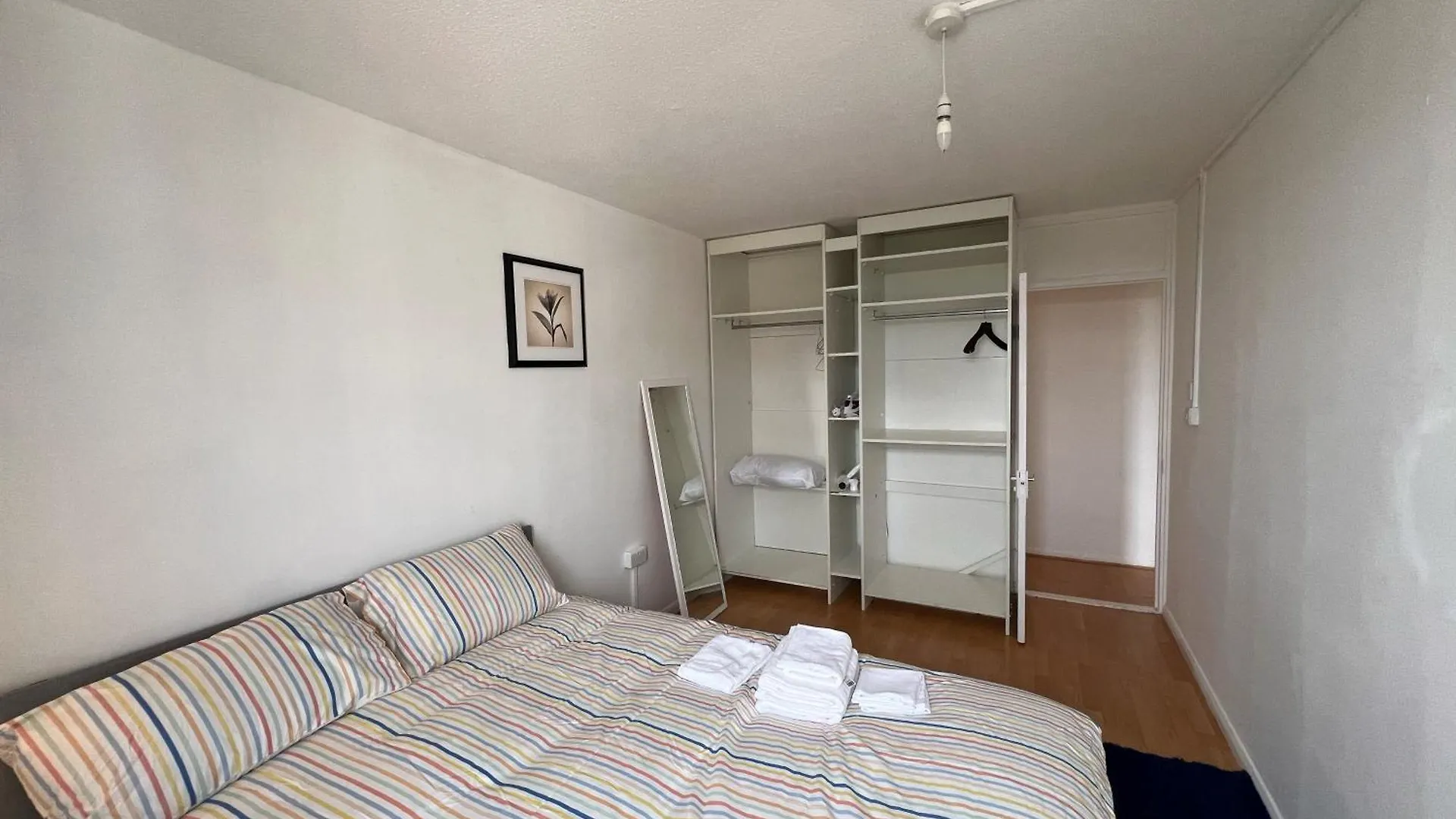 Cosy 2 Bedroom Flat With Balcony Abbey Wood Großbritannien