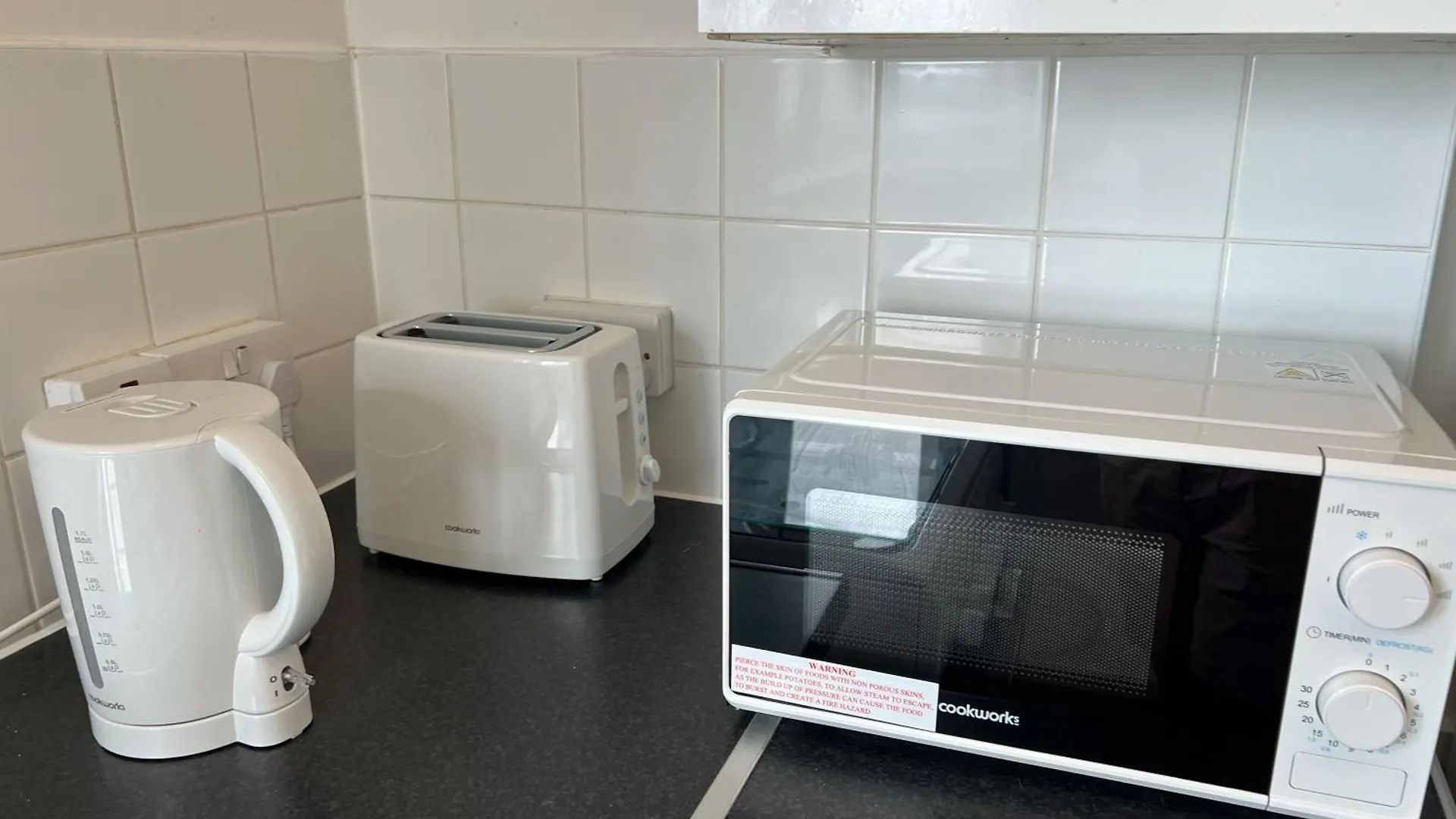 Cosy 2 Bedroom Flat With Balcony Abbey Wood 0*,