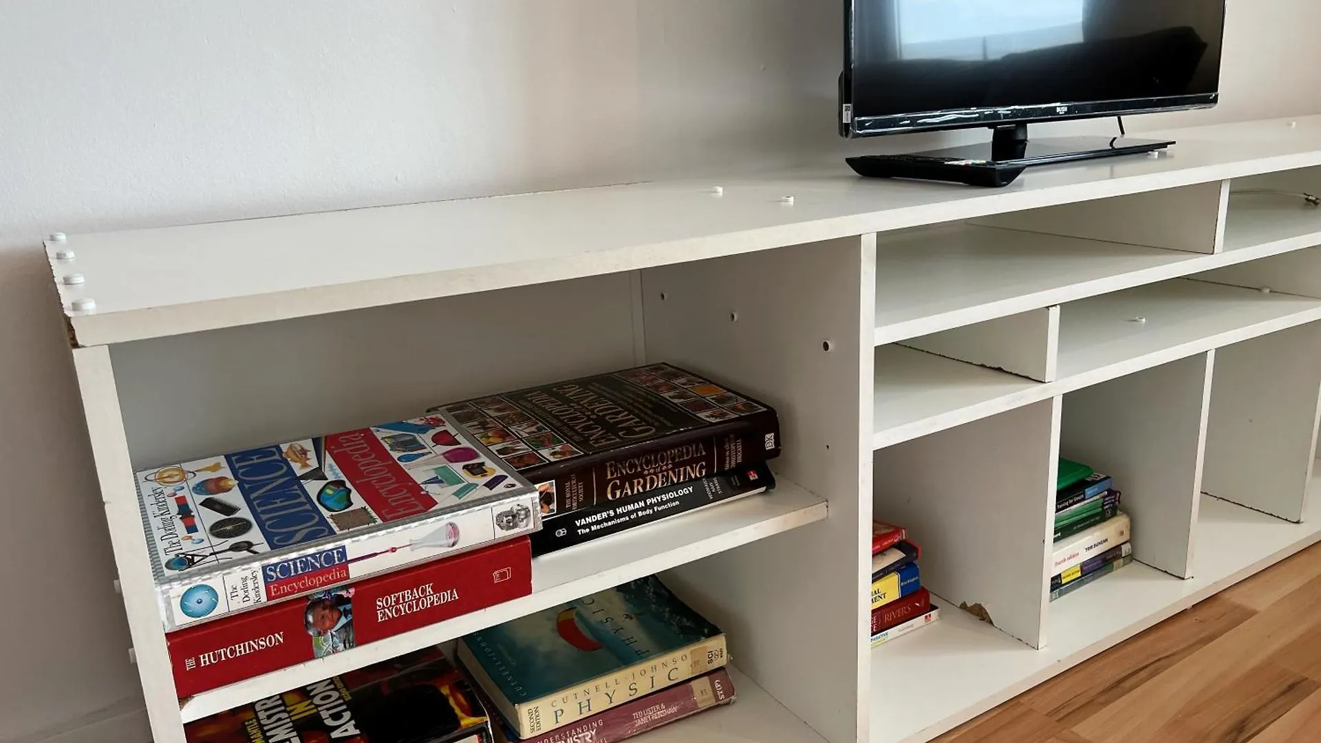 Cosy 2 Bedroom Flat With Balcony Abbey Wood