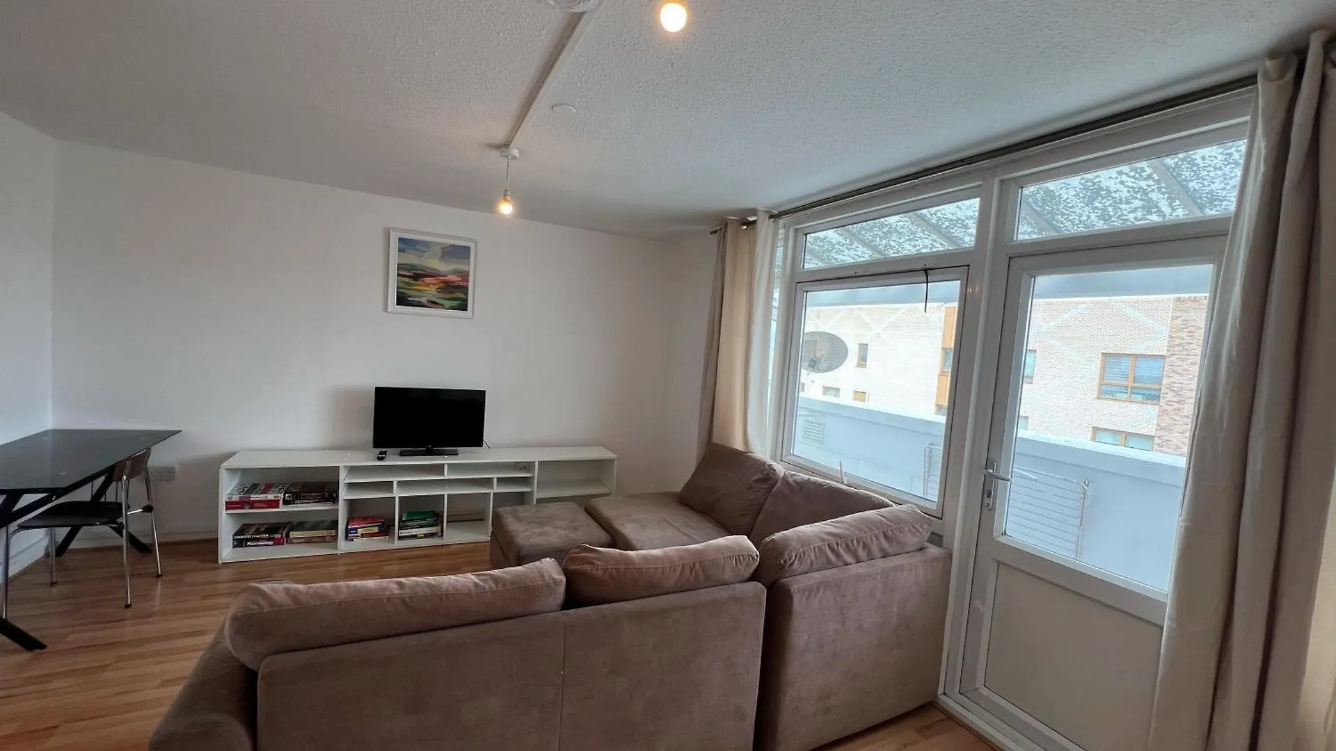 Cosy 2 Bedroom Flat With Balcony Abbey Wood Großbritannien