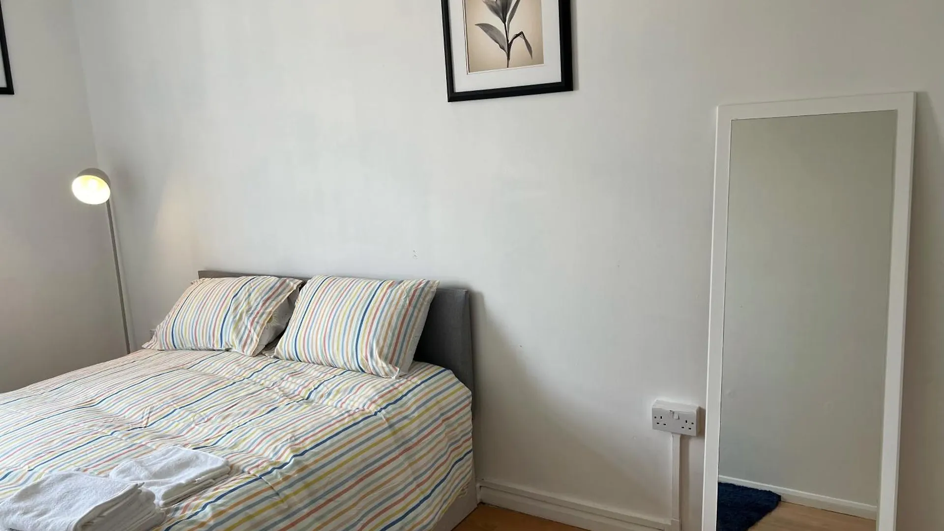 Cosy 2 Bedroom Flat With Balcony Abbey Wood