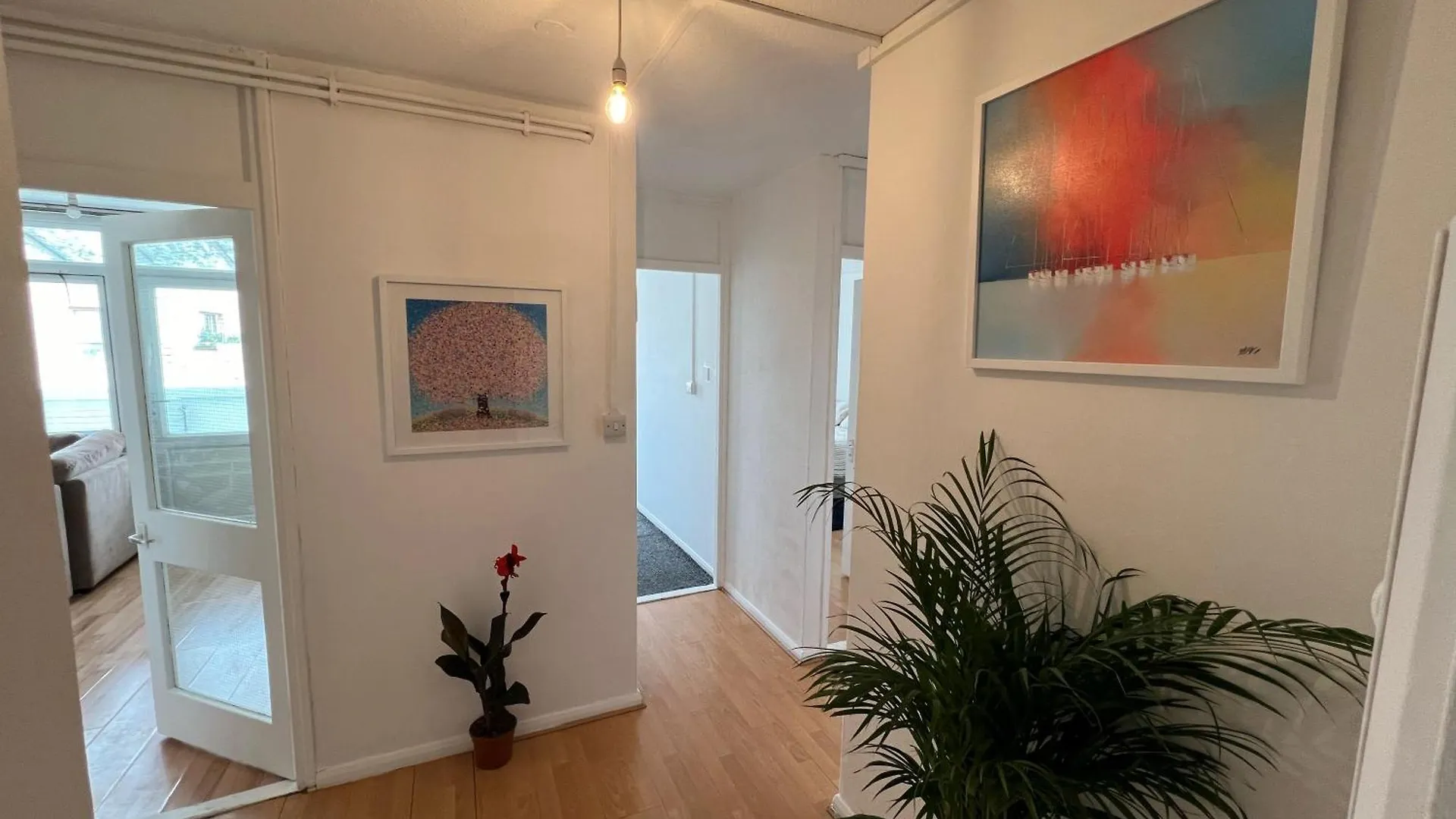 Cosy 2 Bedroom Flat With Balcony Abbey Wood