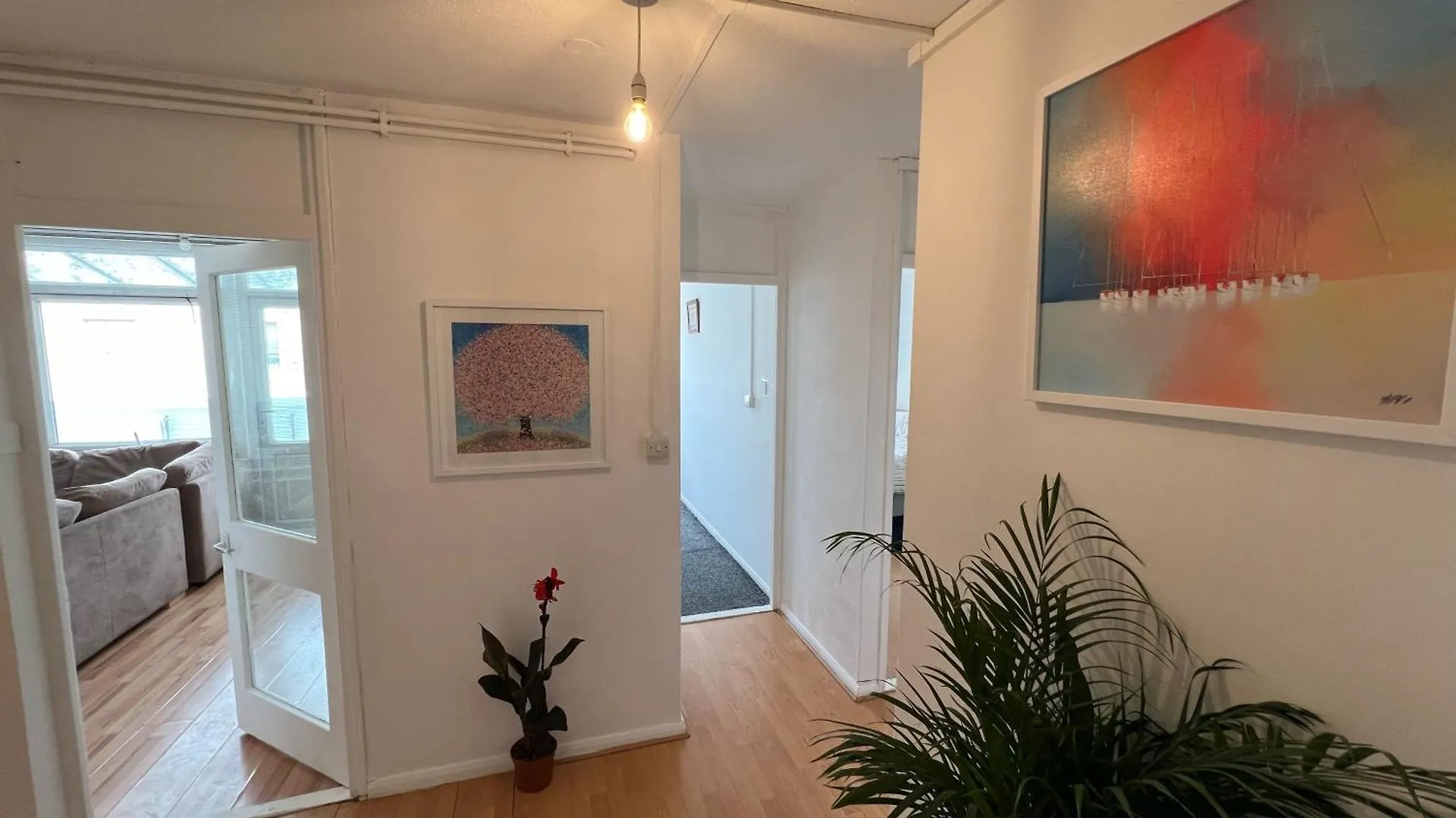Cosy 2 Bedroom Flat With Balcony Abbey Wood 0*,